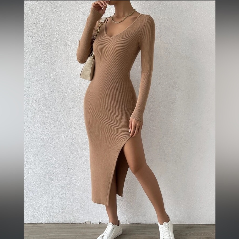Maxi long sleeve nude dress